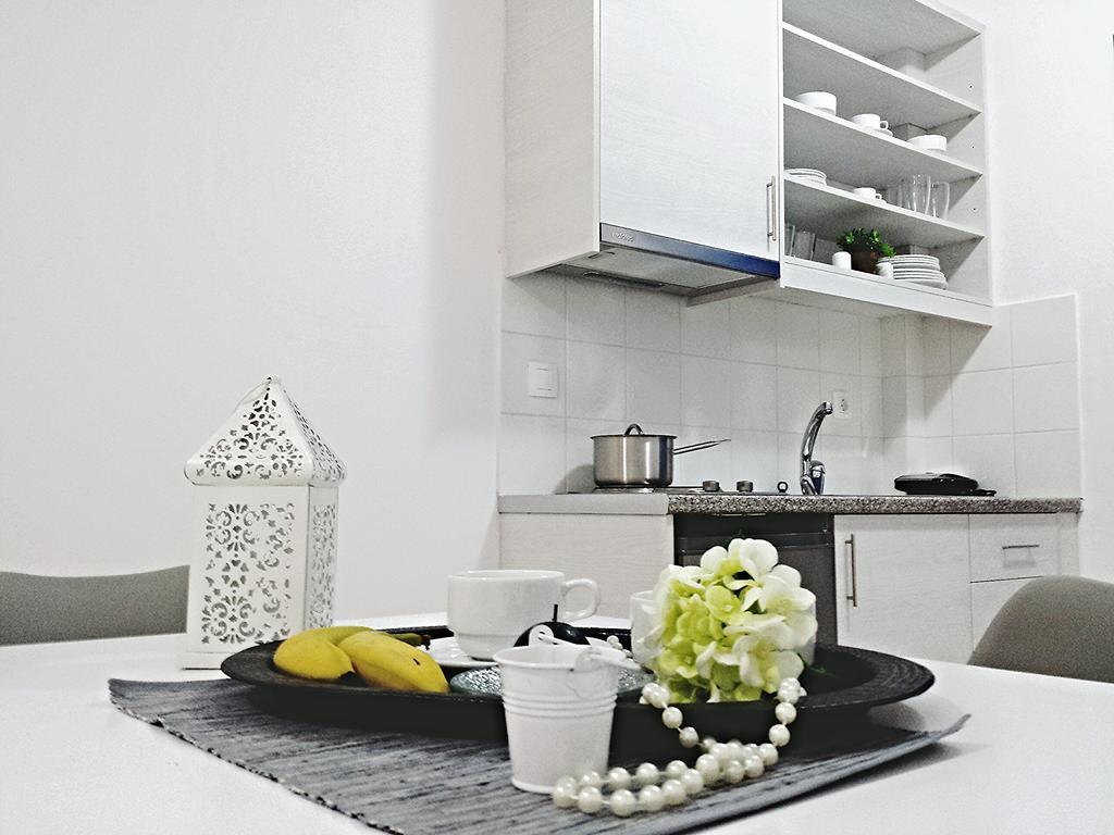 Crown Apartments Kalyves Habitación foto